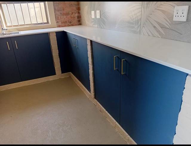 2 BEDROOM PROPERTY TO RENT IN MOSSEL BAY EXT 26